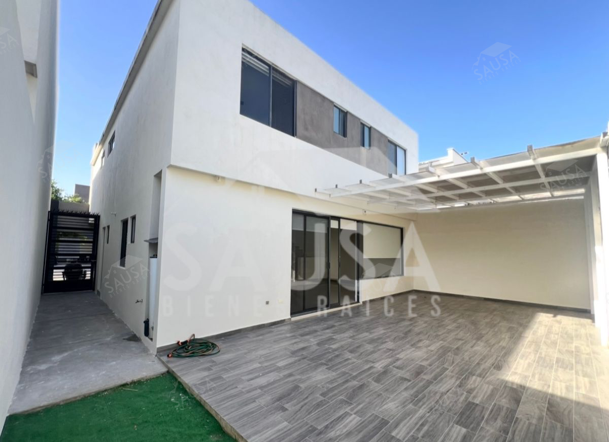 Foto 3 de CASA EN RENTA EN FONTANA RESIDENCIAL CARRETERA NACIONAL